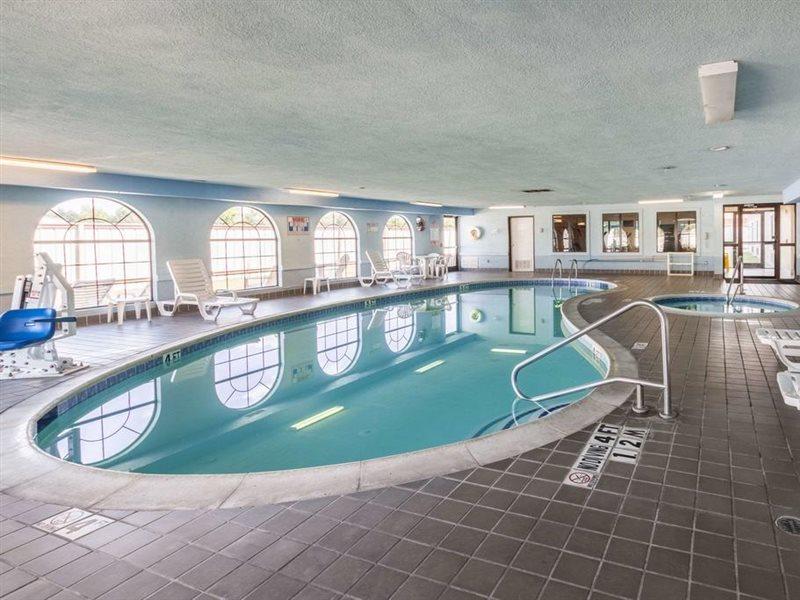 Quality Suites Burleson - Ft Worth Esterno foto