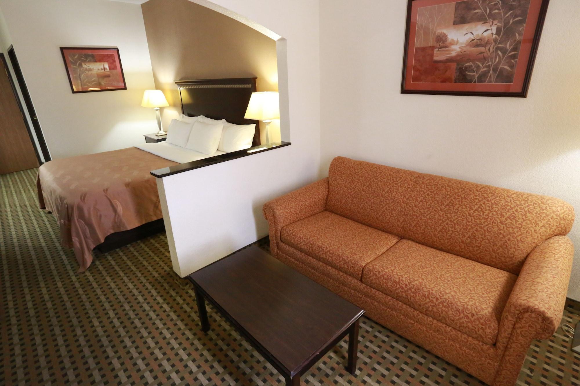 Quality Suites Burleson - Ft Worth Esterno foto