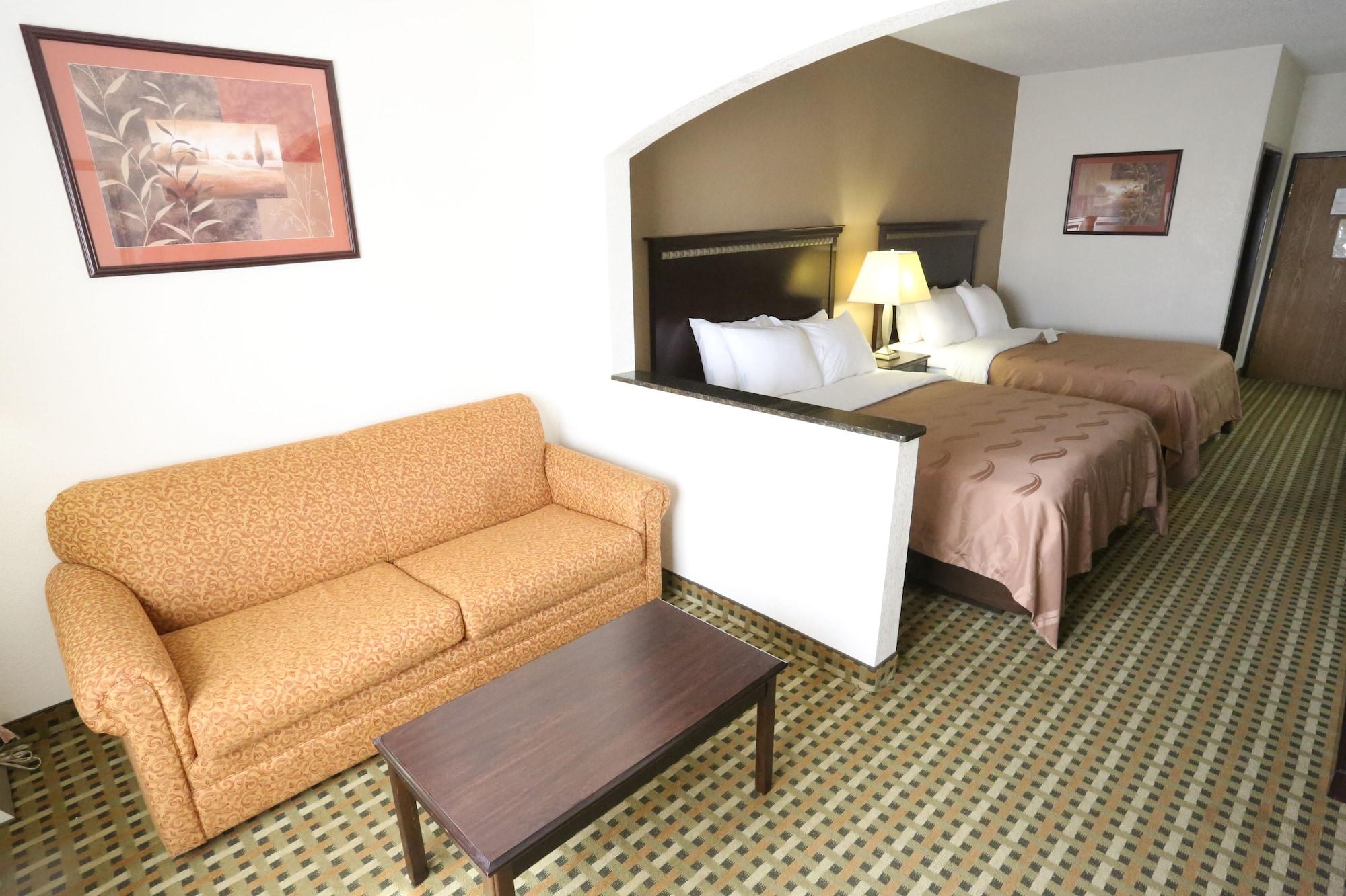 Quality Suites Burleson - Ft Worth Esterno foto