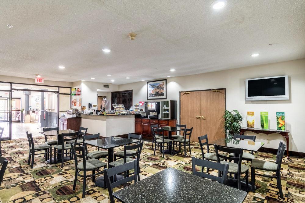 Quality Suites Burleson - Ft Worth Esterno foto