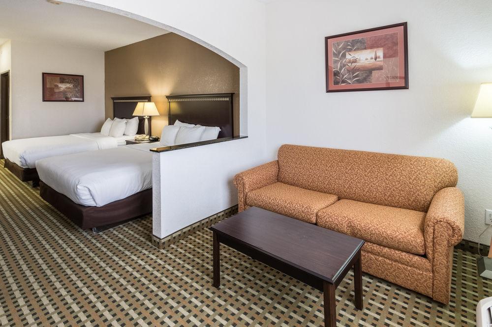 Quality Suites Burleson - Ft Worth Esterno foto