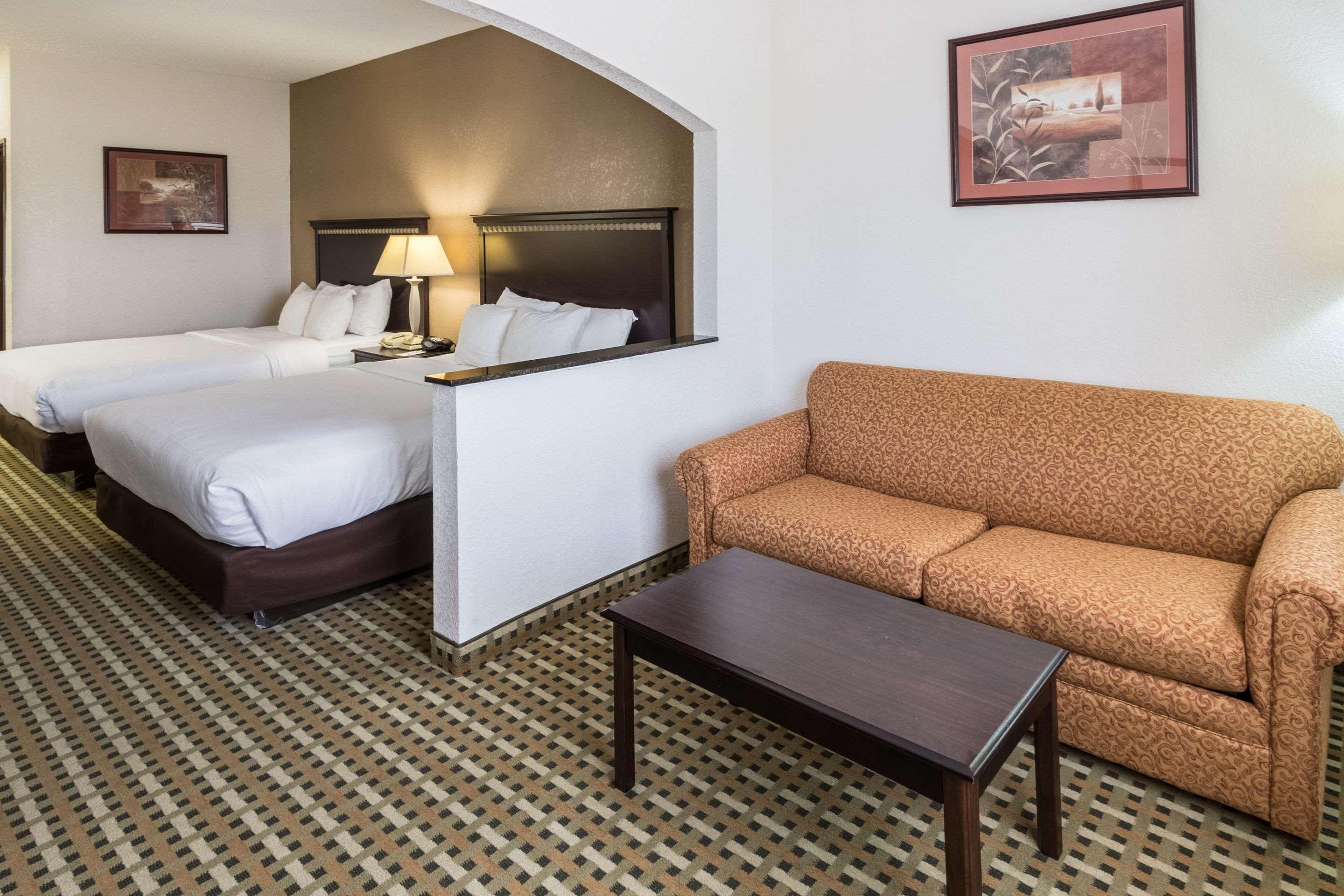 Quality Suites Burleson - Ft Worth Esterno foto