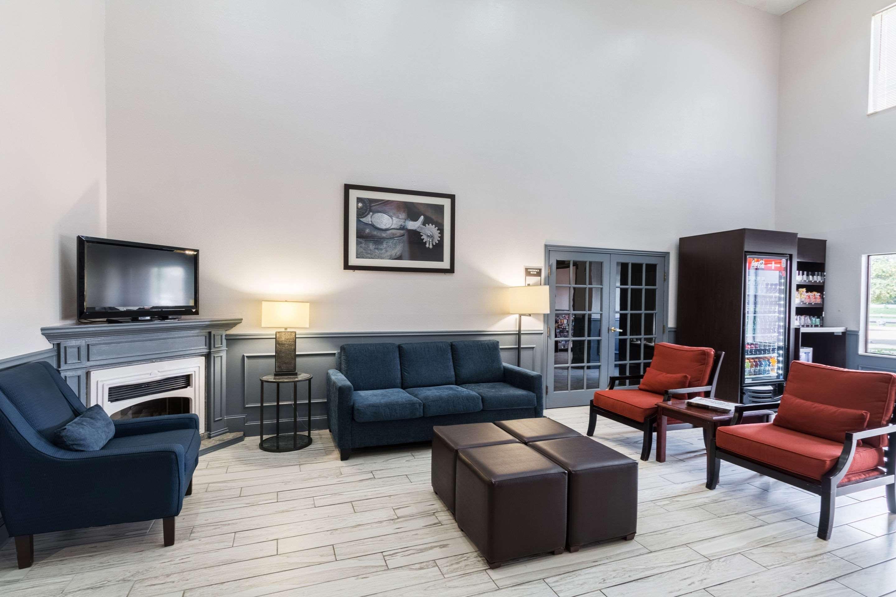 Quality Suites Burleson - Ft Worth Esterno foto