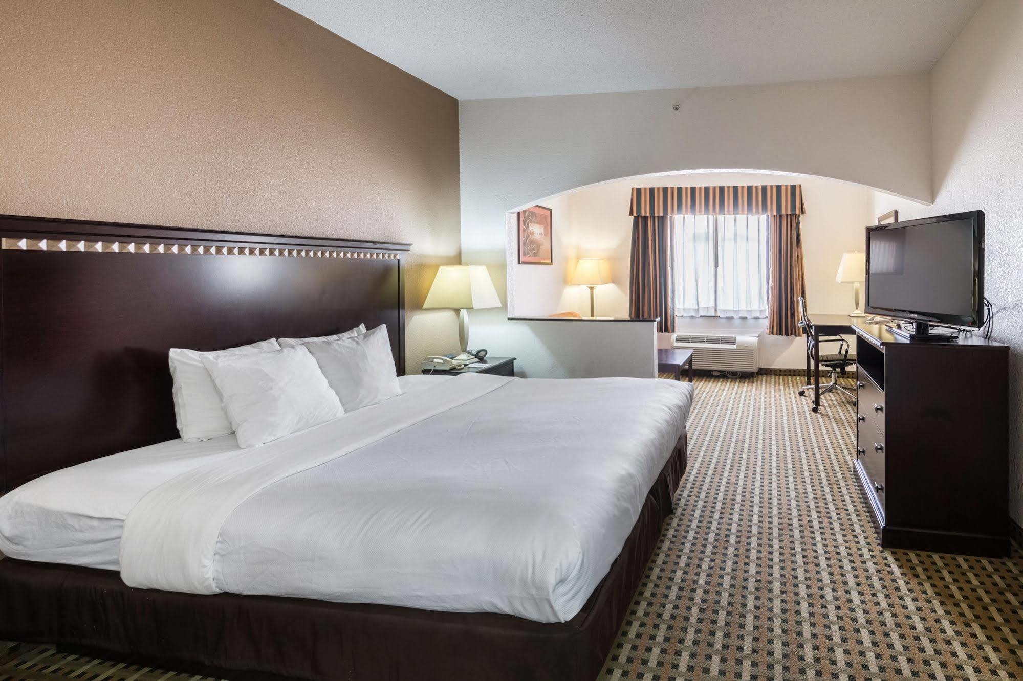 Quality Suites Burleson - Ft Worth Esterno foto